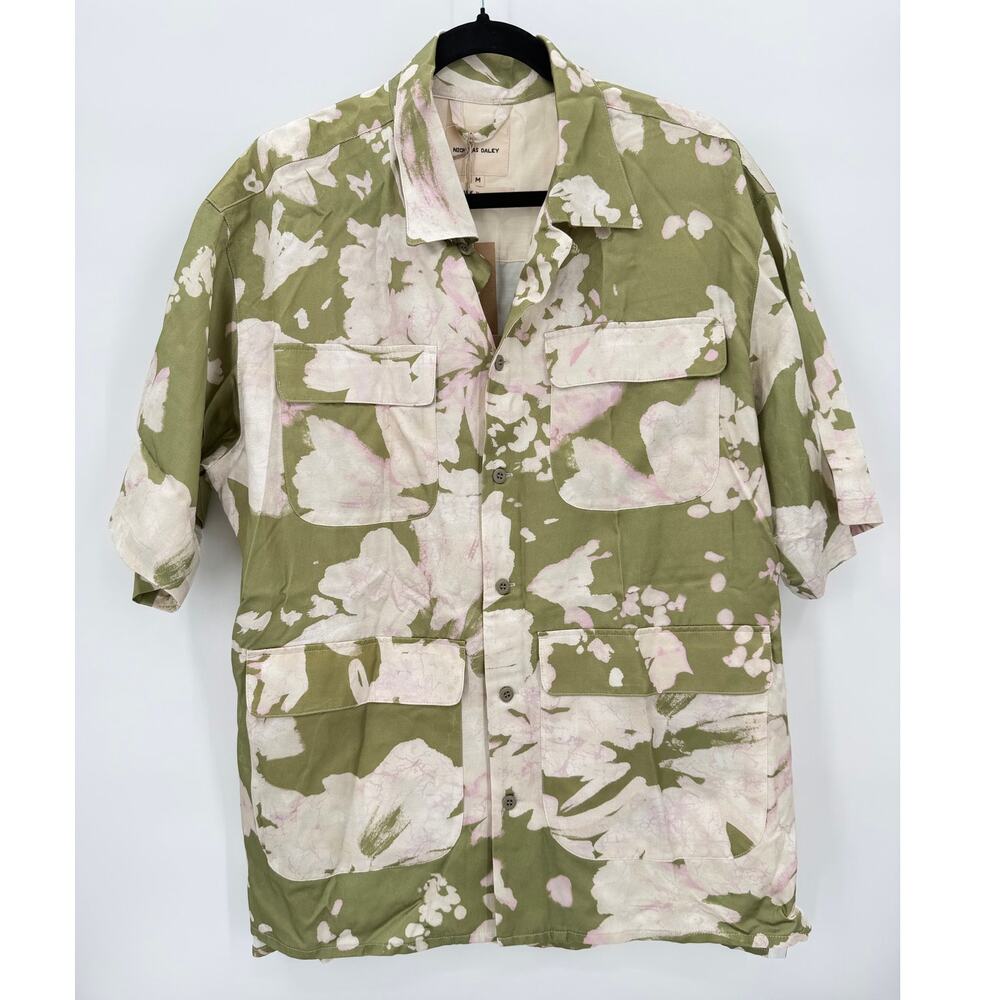 NWT Nicholas Daley Green Calypso Aloha Short Sleeve Shirt Men's Size MEDIUM